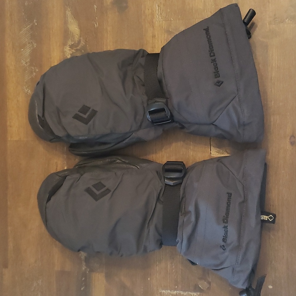 Women Specific Black Diamond Ankhiale Snowboard/Ski Mitts XS